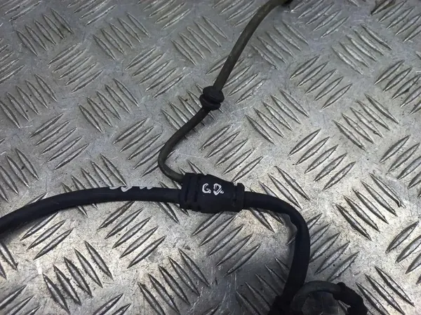 Câble de capteur ABS arrière droit Audi A5 2018 OEM 8W0972254 image 7