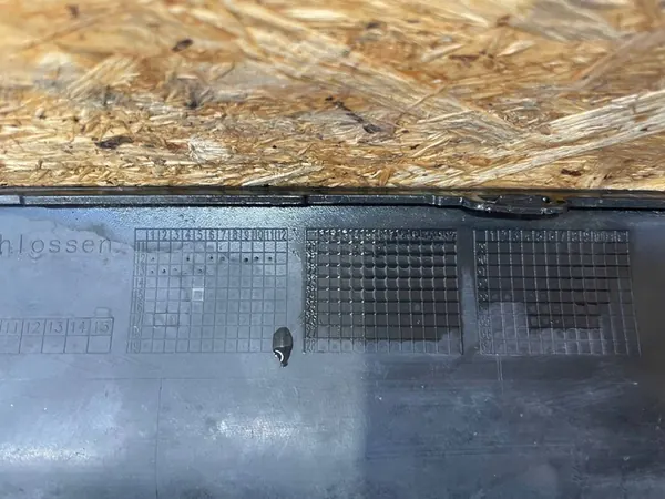 Mercedes E-Klass W212 09-16 Bakre Stötfångare Spoiler OEM A2128858525 image 10