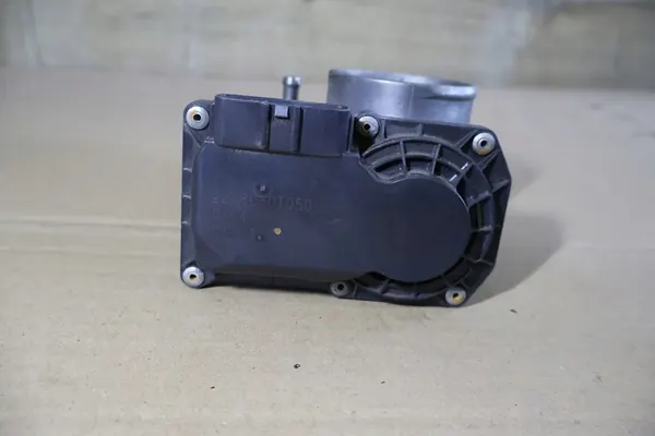 Drosselklappe 1.8 VVTI TOYOTA AVENSIS T27 22030-0T050 image 2