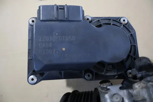 Drosselklappe 1.8 VVTI TOYOTA AVENSIS T27 22030-0T050 image 3