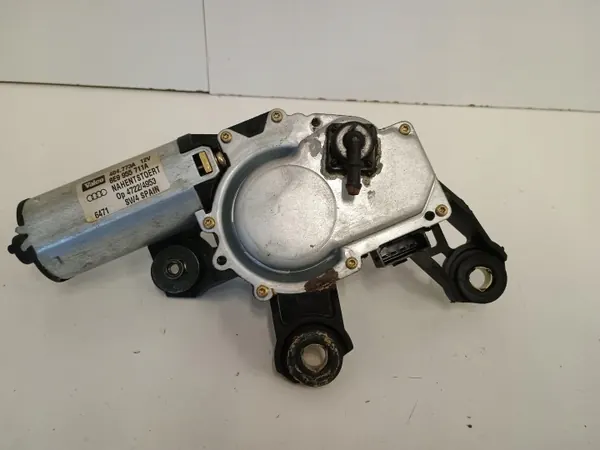 Audi A4 B6 achterruitenwissermotor OEM 8E9955711A image 2