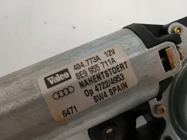 Audi A4 B6 achterruitenwissermotor OEM 8E9955711A image 3