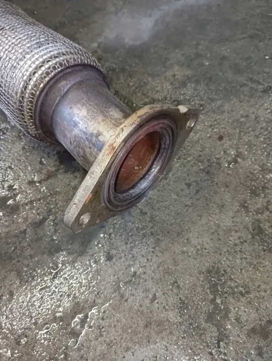 Mercedes A-Klasse W176 Uitlaat Demper OEM A1764910001 image 4