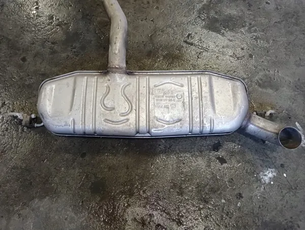 Mercedes A-Klasse W176 Uitlaat Demper OEM A1764910001 image 8