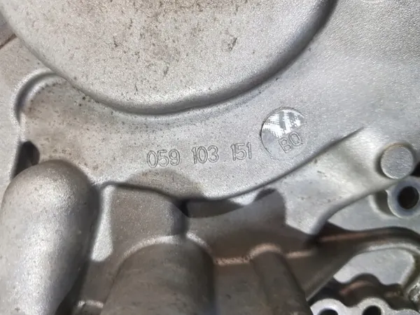 Couvertoir de distribution OEM 059103151BQ Audi 3.0 TDI image 8
