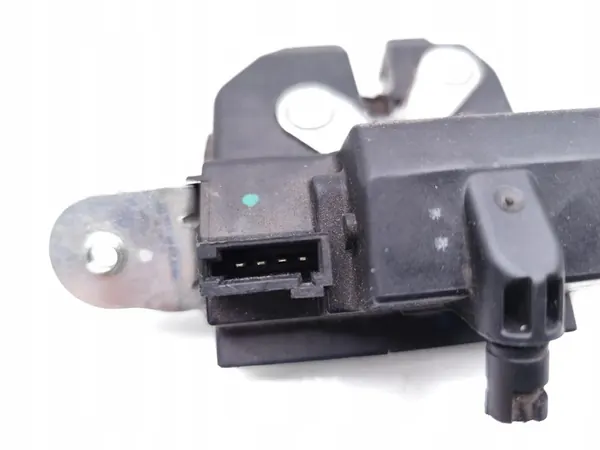 Vauxhall Corsa Baklucka Lås 2015 Hatchback 2/3dr OEM 13481535 image 5