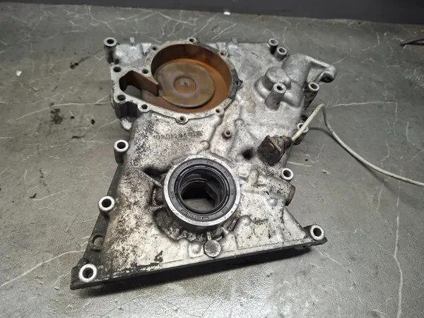 Carter de distribution OEM 1020150401 Mercedes M102 2.0 image 2