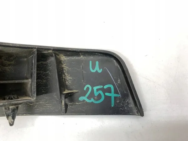 Toyota Hilux VIII Vänster Bakre Stötfångar Trim 521640K040 image 8