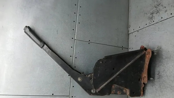 Levier de Frein à Main Iveco Daily 2.3D 06R image 7