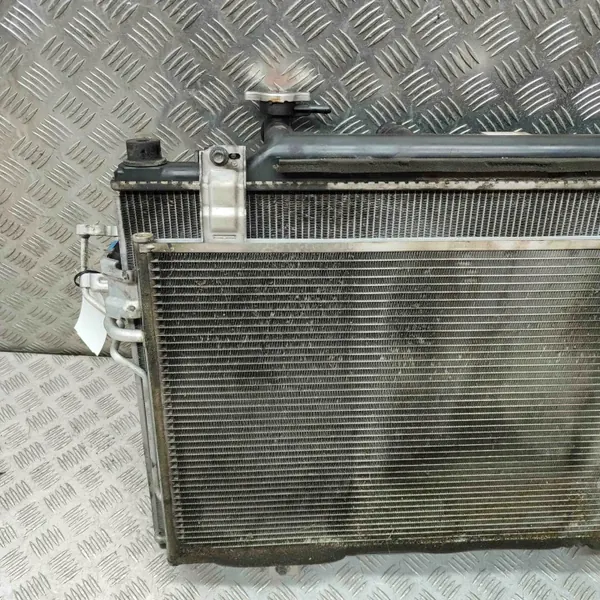 Pieza refrigeración Mazda CX-5 OEM SH9H15025 - Usada image 3