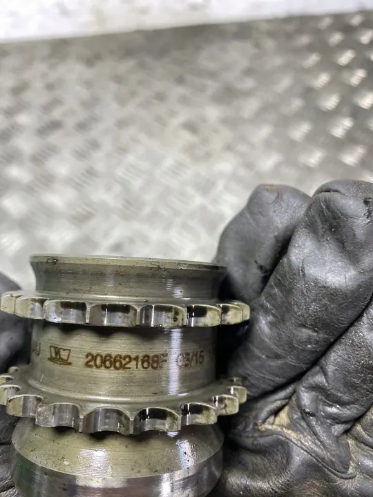 Pièce moteur Jeep OEM 20662168F - État utilisé image 4