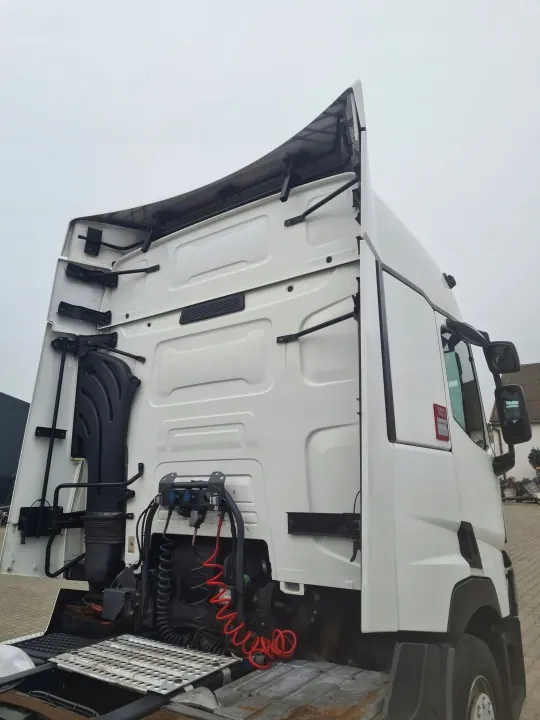 Complete Cab for Renault Gama T Range Euro 6 image 5