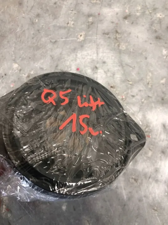 Audi Q5 Consoleluidspreker OEM 8R0035397A Gebruikt image 5