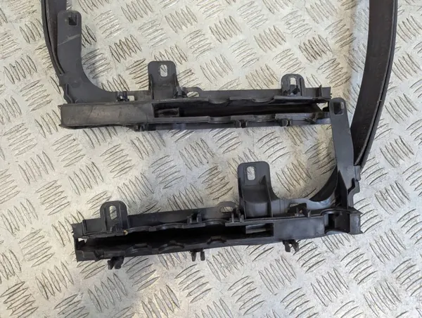 Motorkapdichting OEM A2138310600 voor E-Klasse W213 image 6