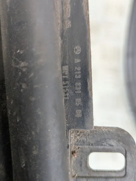Motorkapdichting OEM A2138310600 voor E-Klasse W213 image 9