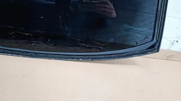 Begagnad Audi OE Bakruta OEM 8E5035225D för A4 B6 image 6