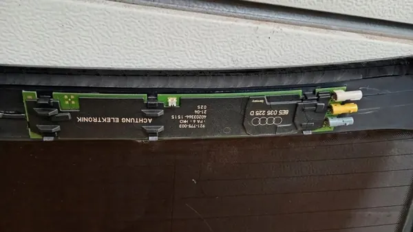 Begagnad Audi OE Bakruta OEM 8E5035225D för A4 B6 image 8