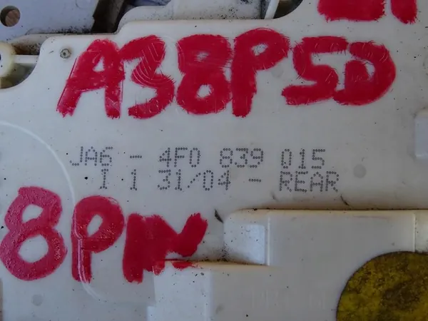 Audi A3 8P linke hintere Türschloss image 3