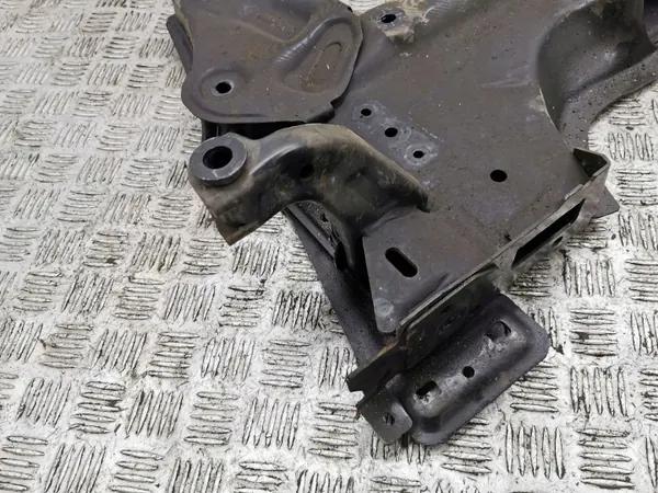 Opel Mokka B 2022 Etuapukehys OEM AMD95536 image 3
