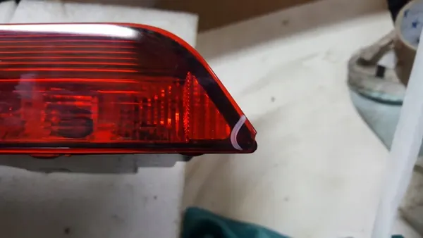 Audi Q3 8U Heckstoßstangenleuchte rechts OEM 003/159 image 5