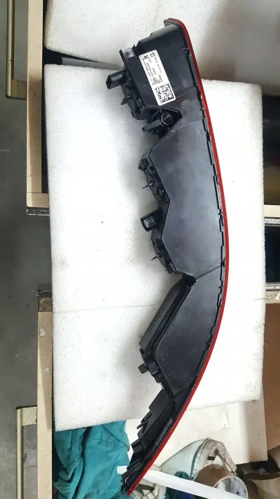 Audi Q3 8U Heckstoßstangenleuchte rechts OEM 003/159 image 6