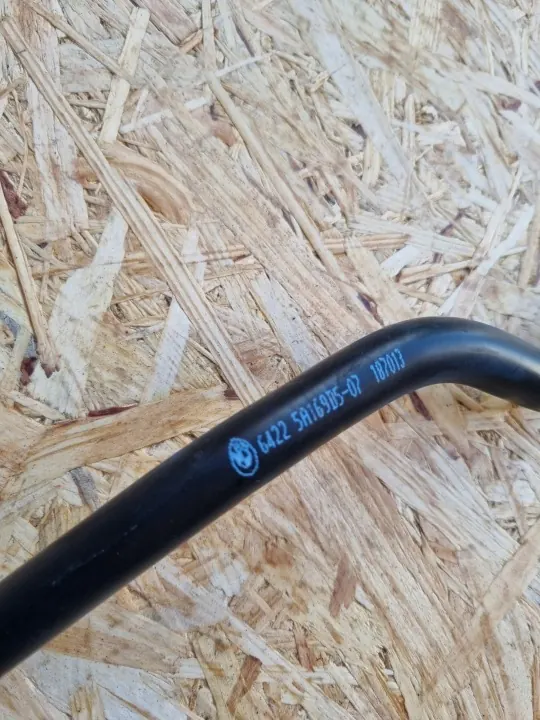 BMW Lämmitysletku OEM 5A169D5 G60 G61 G70 image 3