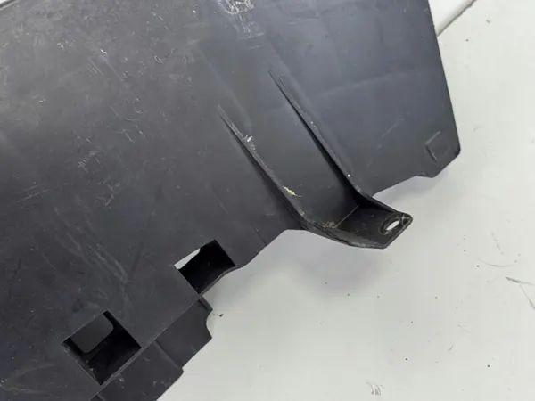 Skoda SuperB II framstötskåpsskydd OEM 3t0807093a image 3