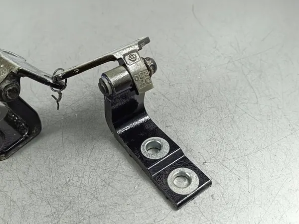 2024 Nissan X-Trail T33 Dobradiças de porta traseira FOB53714 image 3