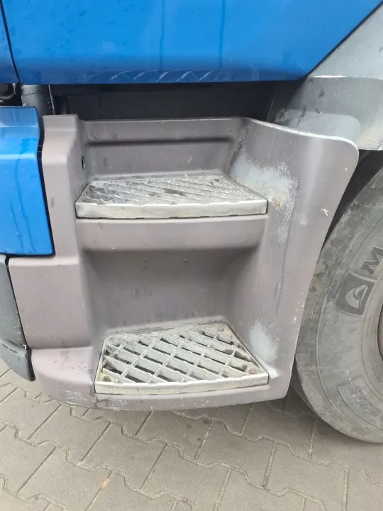 Vasen Porras OEM STOPNICA Volvo FL Renault Midlum image 2