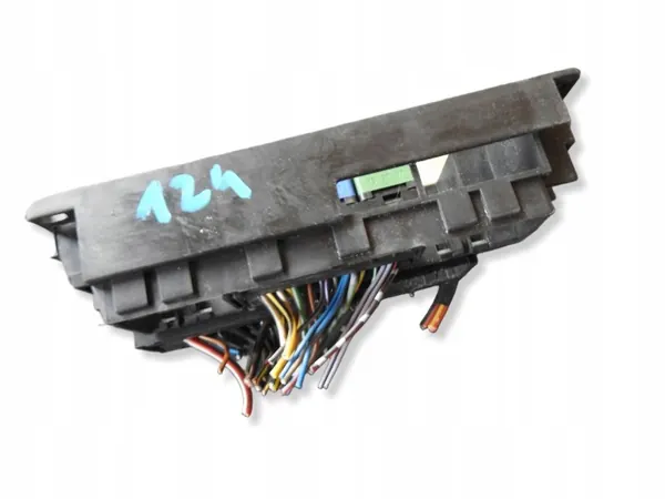 Mercedes-Benz Relaisbox OEM 1245450140 für E W124 image 4