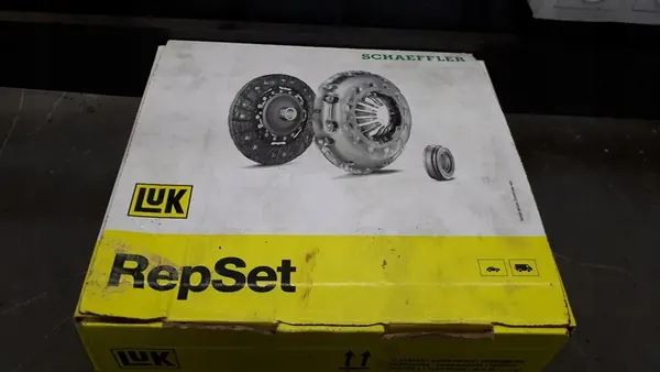 Kytkinpaketti Schaeffler Luk VW Passat 1.8-1.9TD image 2