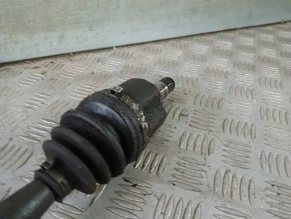 Skoda Citigo VW UP, Seat Mii Främre Höger Halvaxel 1.0 MPI image 4