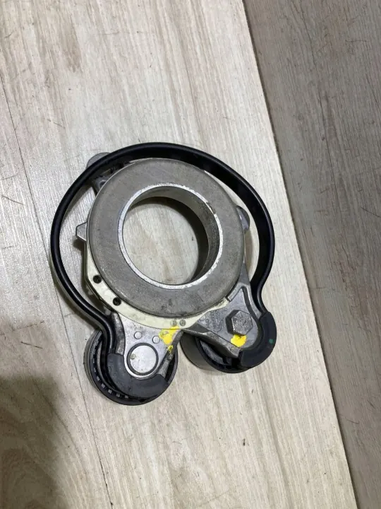 BMW V-snaarspanrol OEM 7634197 - Gebruikt image 4