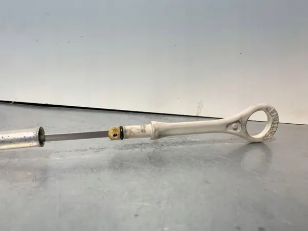 Mitsubishi Oliefilter OEM FBZ23939 - Gebruikt image 4