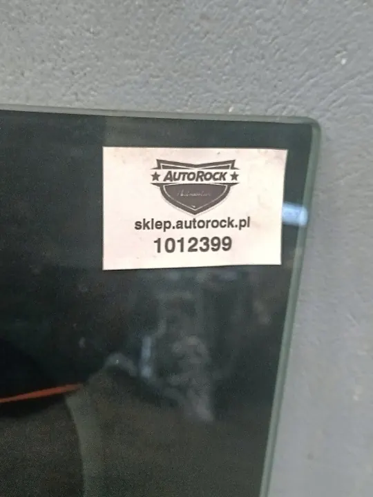 Vitre arrière OEM GD9BF42004A pour Lincoln Continental image 5
