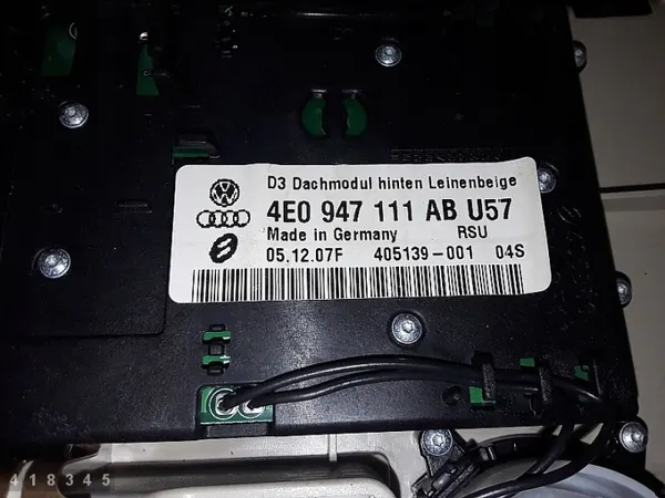 Console éclairage plafond Audi A8 OEM 4E0947111ABU57 image 3