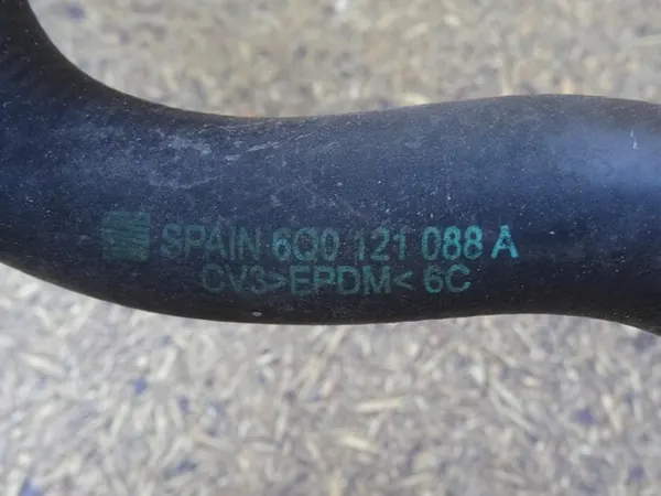 Volkswagen Polo IV 9N 6Q GTI Vesijohdot OEM 6Q0121088A image 2