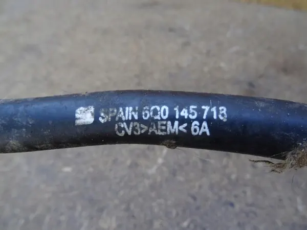 Volkswagen Polo IV 9N 6Q GTI Vesijohdot OEM 6Q0121088A image 7