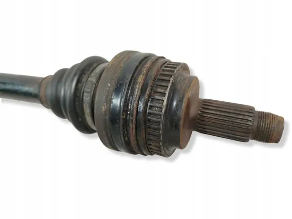 E46 LIFT KOMBI 2.0D HÖGER BAKAXEL image 4