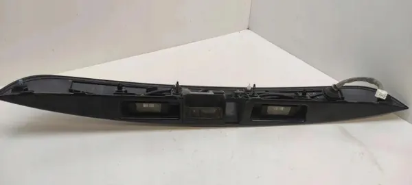 Éclairage plaque OEM 908681KA6A Nissan Juke image 2