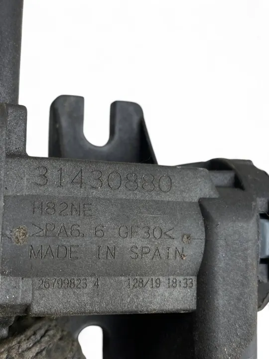 Volvo XC60 2021 Turbo vacuümklep OEM 31430880 image 6