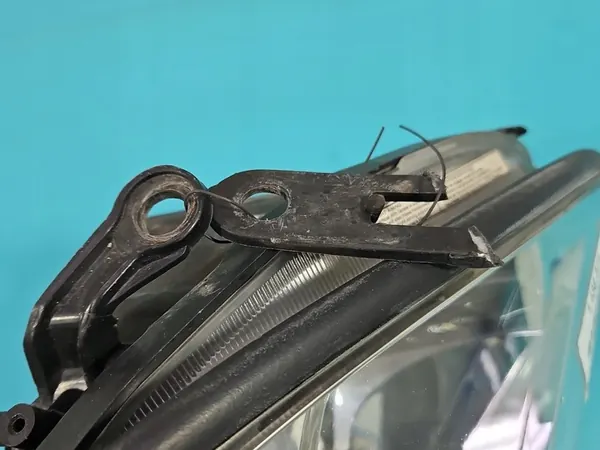 Oikea Ajovalaisin Lexus RX II 03-08 OEM IMPRK1438871 image 7