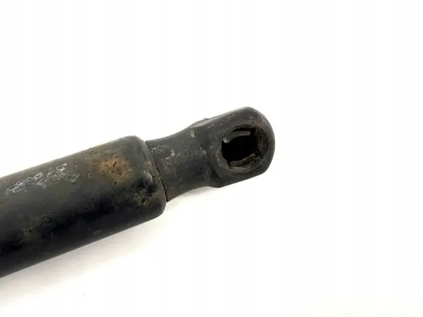 Actuador de capó lado derecho OEM 6399800164 Mercedes image 5