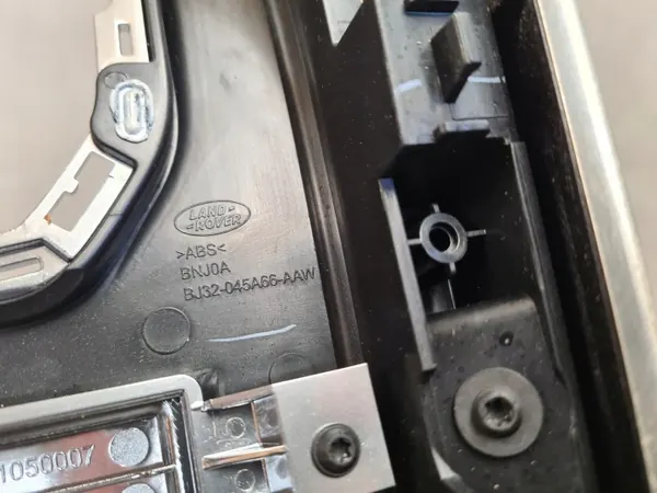 OEM BJ32-045A66-AAW krikframe voor Range Rover Evoque image 5