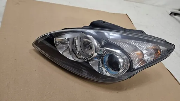 LÁMPARA DELANTERA IZQUIERDA HYUNDAI I30 2009-2012 image 2