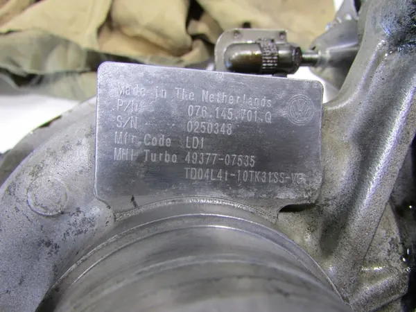 Turbocompresor Volkswagen Crafter 2.5 TDI CEB image 3