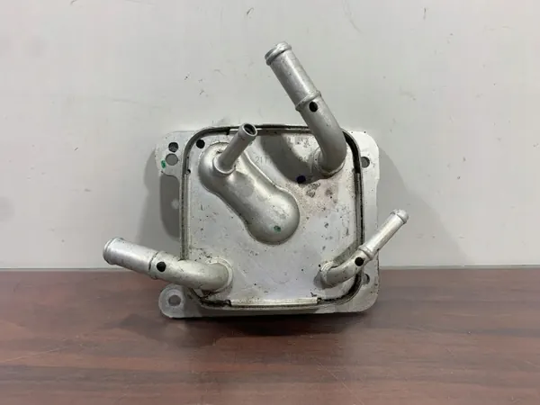 Refroidisseur d'huile FBZ28366 pour Mitsubishi Outlander image 2