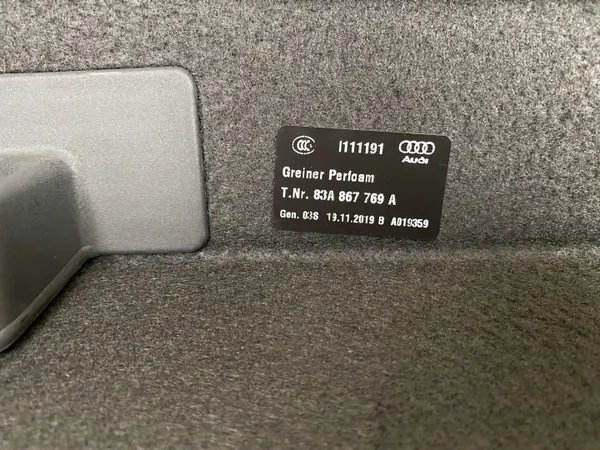Audi Q3 83A bakre bagagehylla OEM 83A867769 image 3