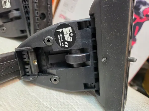 Kia Ceed dakdragers OEM E82001H000 - Compleet set image 10