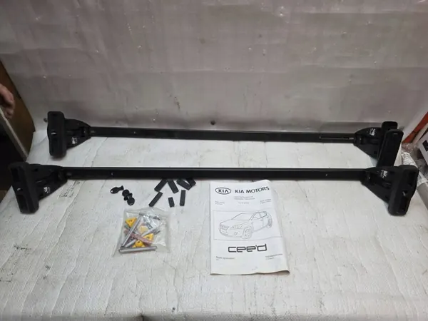 Kia Ceed dakdragers OEM E82001H000 - Compleet set image 7